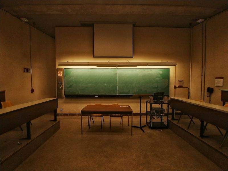 みらい学舎アカデミー株式会社 11