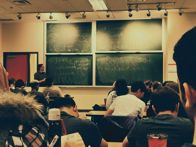 みらい学舎アカデミー株式会社 15